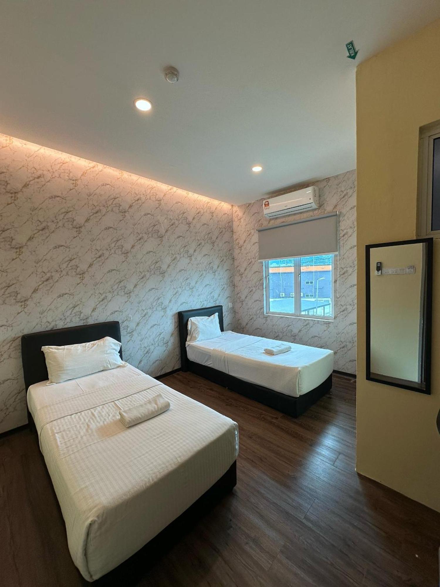 Serian Transit Inn Luaran gambar