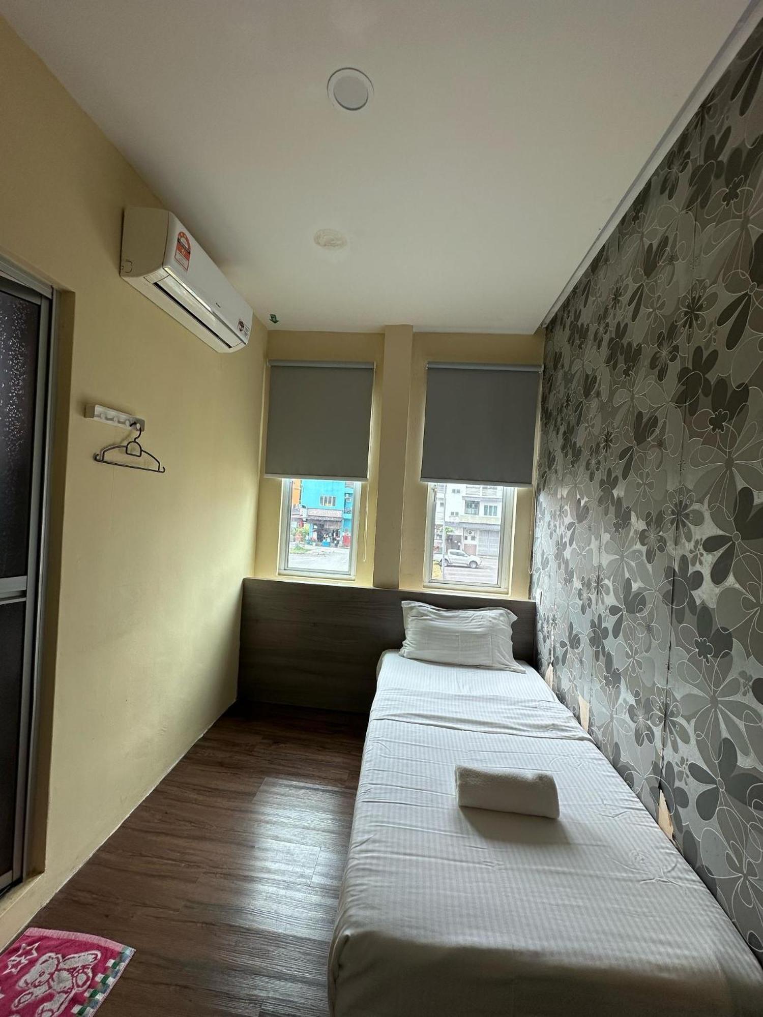 Serian Transit Inn Luaran gambar